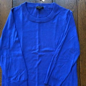 J.crew blue lightweight like new sweater